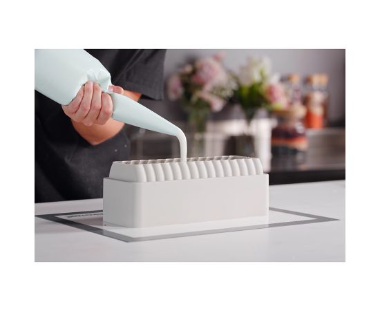 Форма для приготовления пирожных Corallo 24,5 х 9 см силиконовая, Silikomart, изображение 5